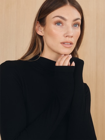 Maglietta di RÆRE by Lorena Rae in nero