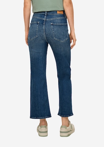 s.Oliver Flared Jeans in Blau