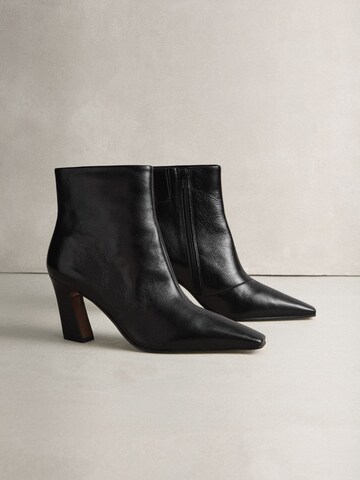 Next Stiefelette in Schwarz