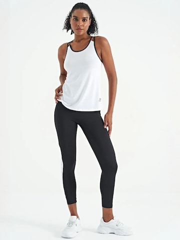 Tommy Life Sporttop 'Aktive Oberteile'‌‌‌‌‌ in Weiß