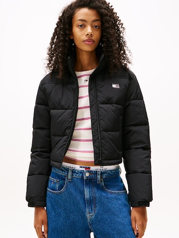 Tommy Jeans Демисезонная куртка в Черный: спереди