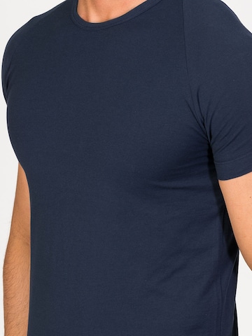 zd ZERO DEFECTS Unterhemd 'Crew-neck T-shirt Egiptian cotton' in Blau
