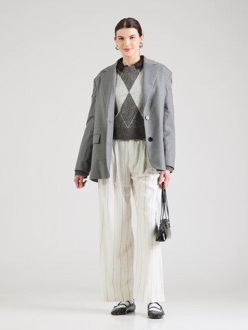 GAP Loose fit Pleat-Front Pants in White