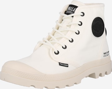 Palladium Lace-Up Boots 'Pampa' in White: front