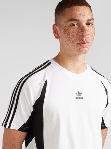 ADIDAS ORIGINALS - Camisa 'Archive' em branco
