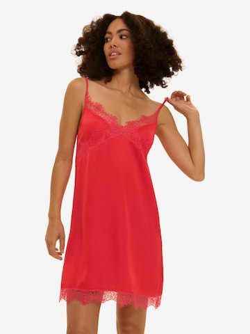 Simone Perele Negligé 'Satin Secrets' in Rood