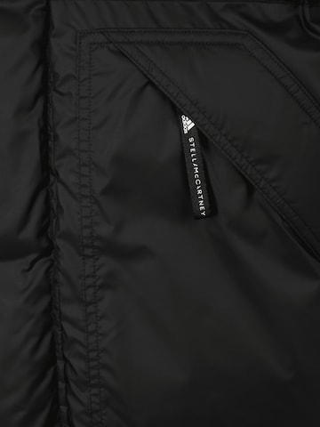 Veste de sport 'Mid- Padded Winter' ADIDAS BY STELLA MCCARTNEY en noir