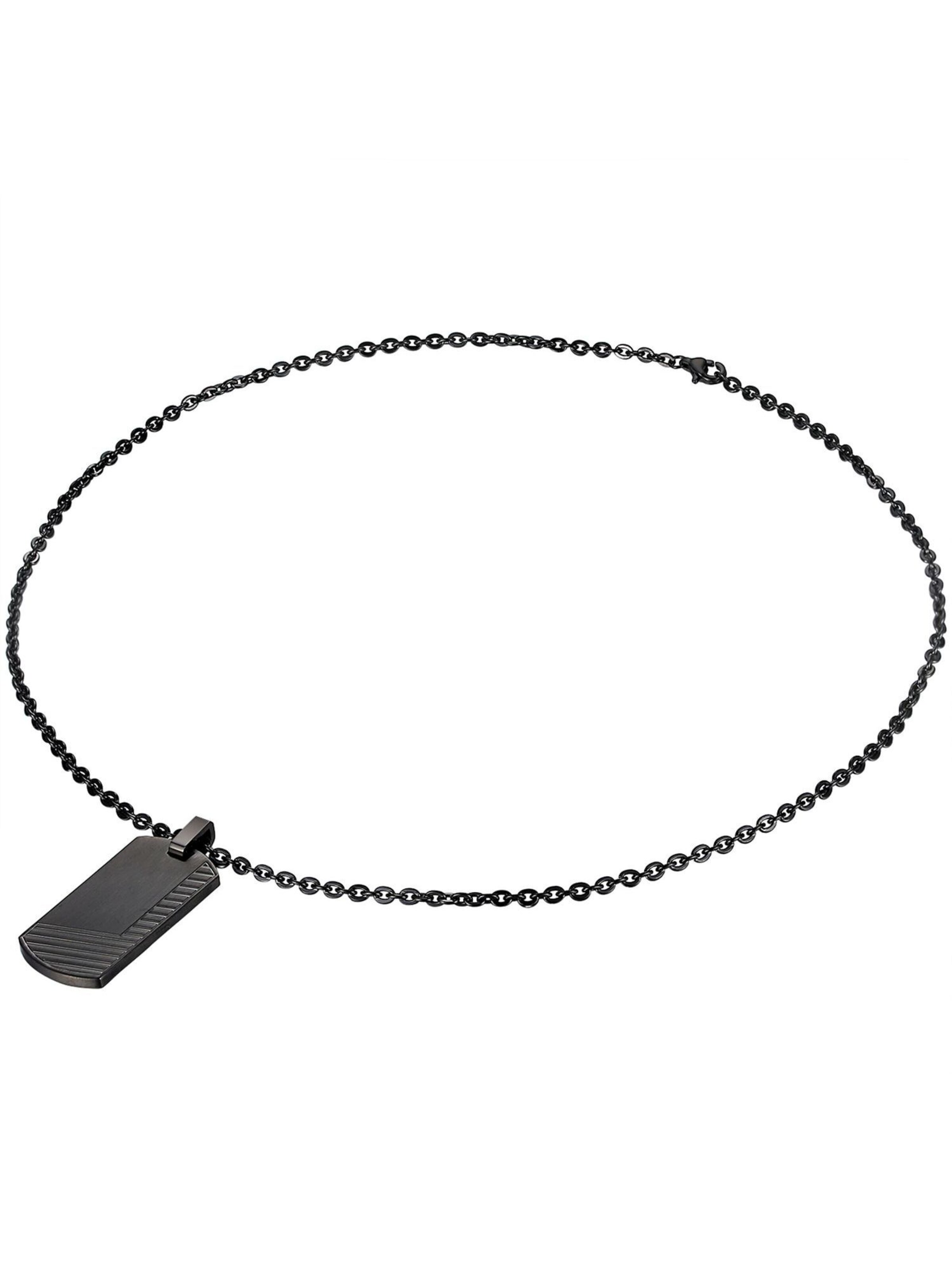 True Rebels - Cadena en negro: frente