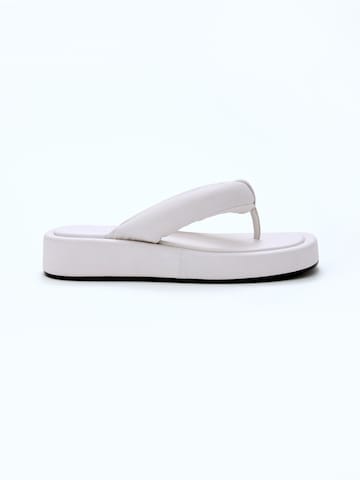 EDITED Sandal 'Farina' i vit: framsida