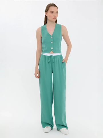 Hiccup Broekpak in Groen: voorkant