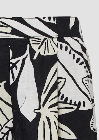 s.Oliver Wide Leg Shorts in Schwarz