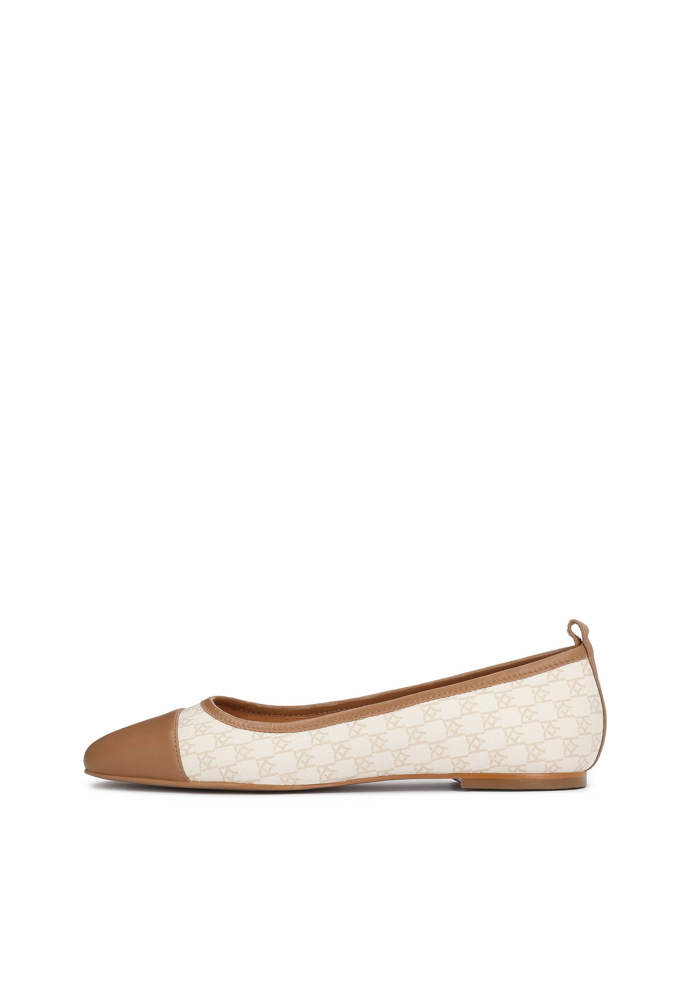 Kazar Ballet Flats in White: front