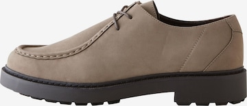 Next - Zapatos con cordón en gris: frente