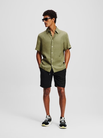Coupe regular Chemise Karl Lagerfeld en vert