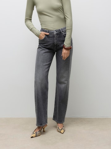 VERO MODA Regular Jeans 'VMValerie' in Grijs: voorkant