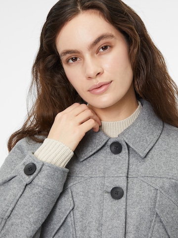 ONLY Between-Season Jacket 'DAWN LIFE' in Grey