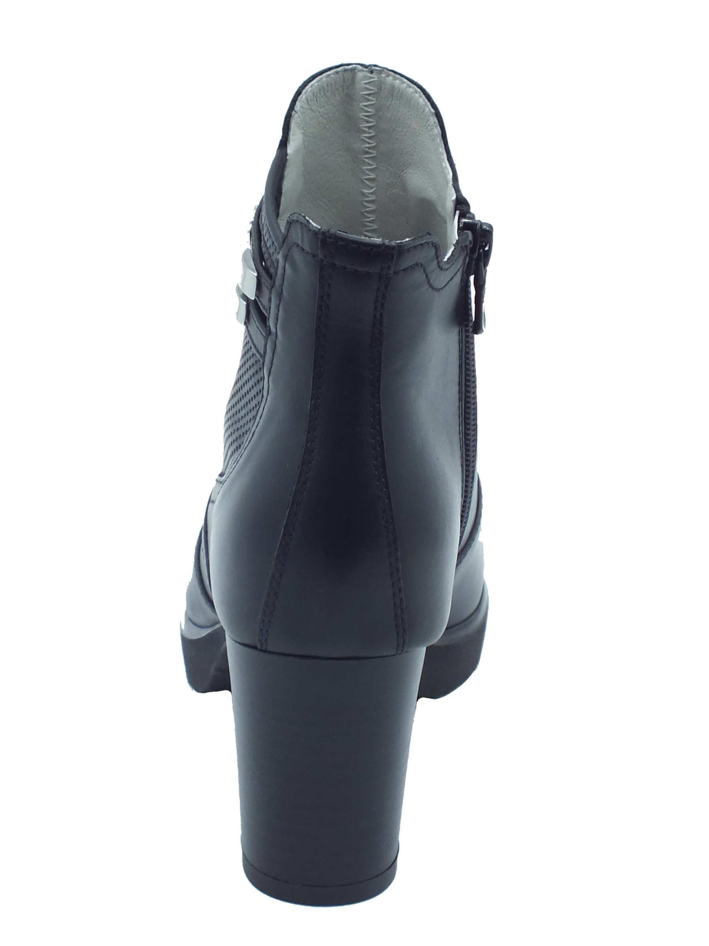 Nero Giardini - Botas de tobillo 'Nero Giardini Tronchetti con tacco Donna E615080D Nero pelle nero' en negro