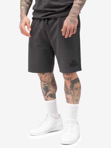 LONSDALE Regular Панталон в сиво: отпред