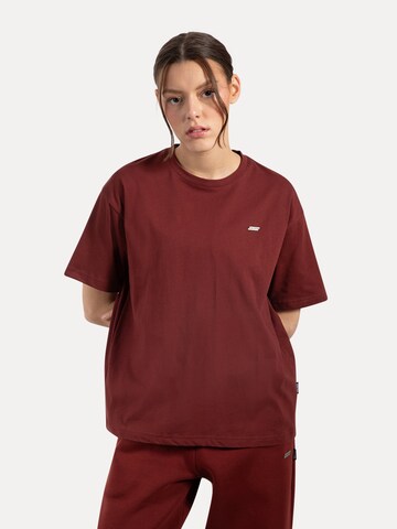 Smilodox Oversize T-Shirt Lyanna in Braun: Vorderseite