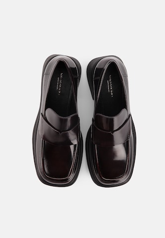 Décolleté con zeppa frontale 'DORAH' di VAGABOND SHOEMAKERS in rosso
