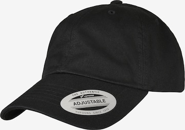 Casquette Flexfit en noir : devant