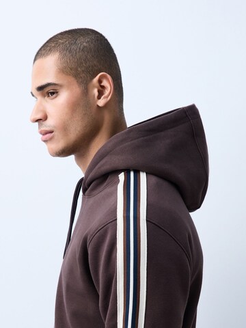 Next - Sudadera en marrón