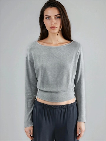 Pullover di Busem in grigio: frontale