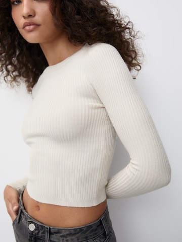 Pull&Bear Sweater in Beige