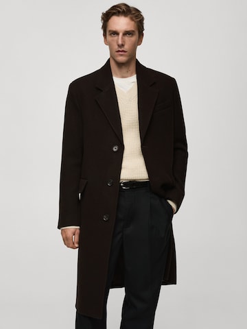 MANGO MAN Between-seasons coat in Brown: front