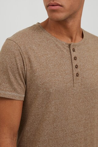 11 Project - Camiseta 'Sietse' en marrón