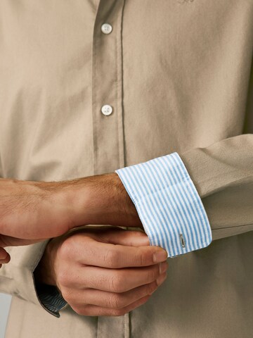Coupe regular Chemise Next en gris
