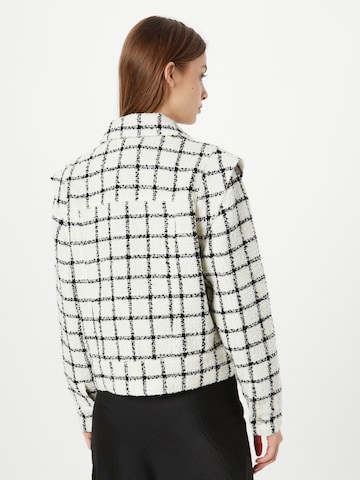 Notes du Nord Between-Season Jacket in White