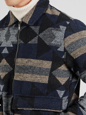 anerkjendt - Chaqueta de entretiempo 'BRUCE' en azul