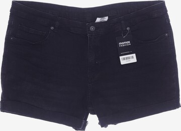 H&M Shorts in 4XL in Black: front