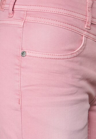 STREET ONE Slimfit Shorts in Pink