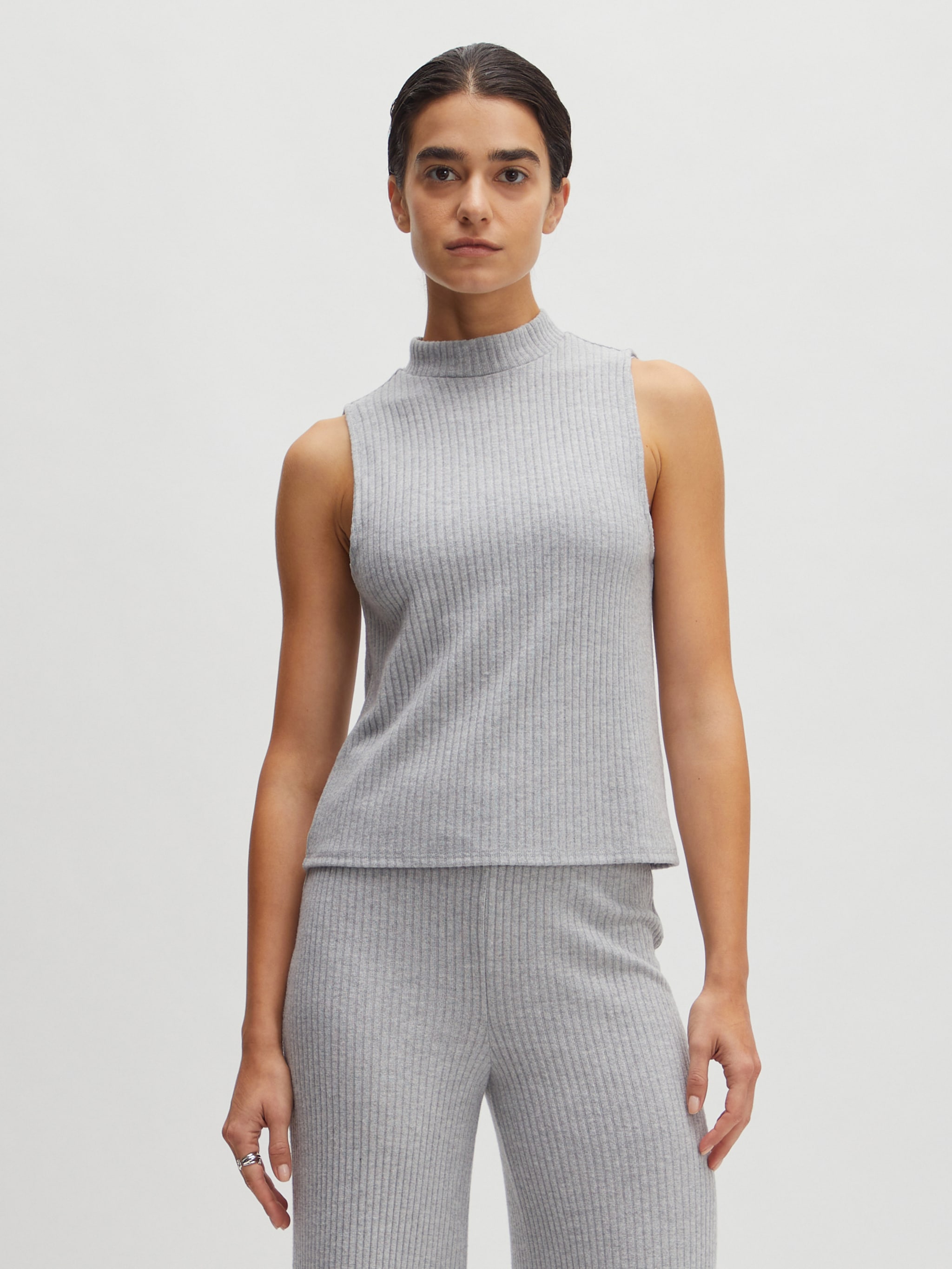 EDITED Productos Top 'Alexis' gris