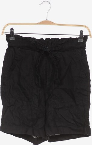 DARLING HARBOUR Shorts in S in Black: front