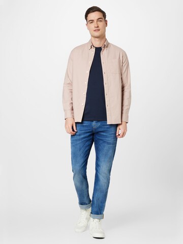 Coupe regular Chemise 'Rick' SELECTED HOMME en rose