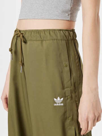 ADIDAS ORIGINALS Loosefit Broek in Groen