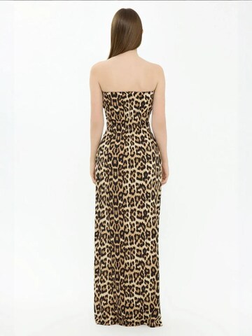 Abito da sera di Hiccup in beige