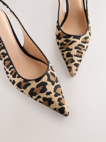 Next Czółenka z wyciętą piętą w kolorze beżowy