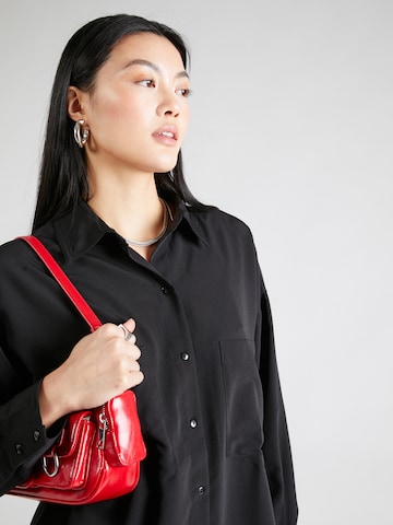 TOPSHOP Blouse in Black