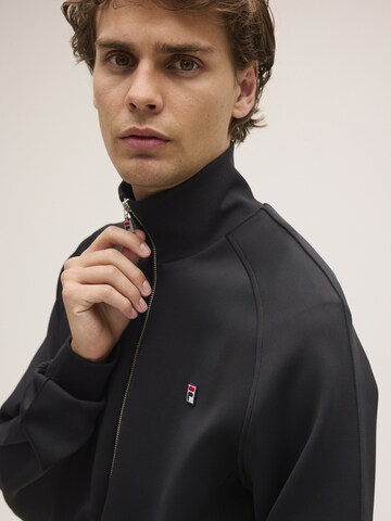 FILA - Sudadera con cremallera 'CAVALESE regular track jacket' en negro