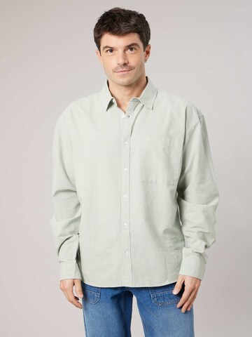 Fit confort Chemise business 'SOLEMIO' Deeluxe en vert : devant