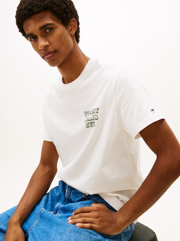 Tommy Jeans Μπλουζάκι σε λευκό