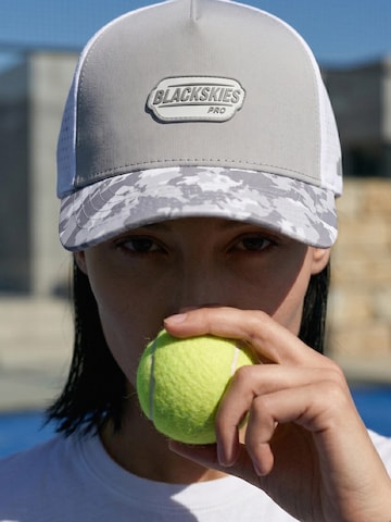 Blackskies Athletic Cap 'Pro Flow Sport Performance' in White