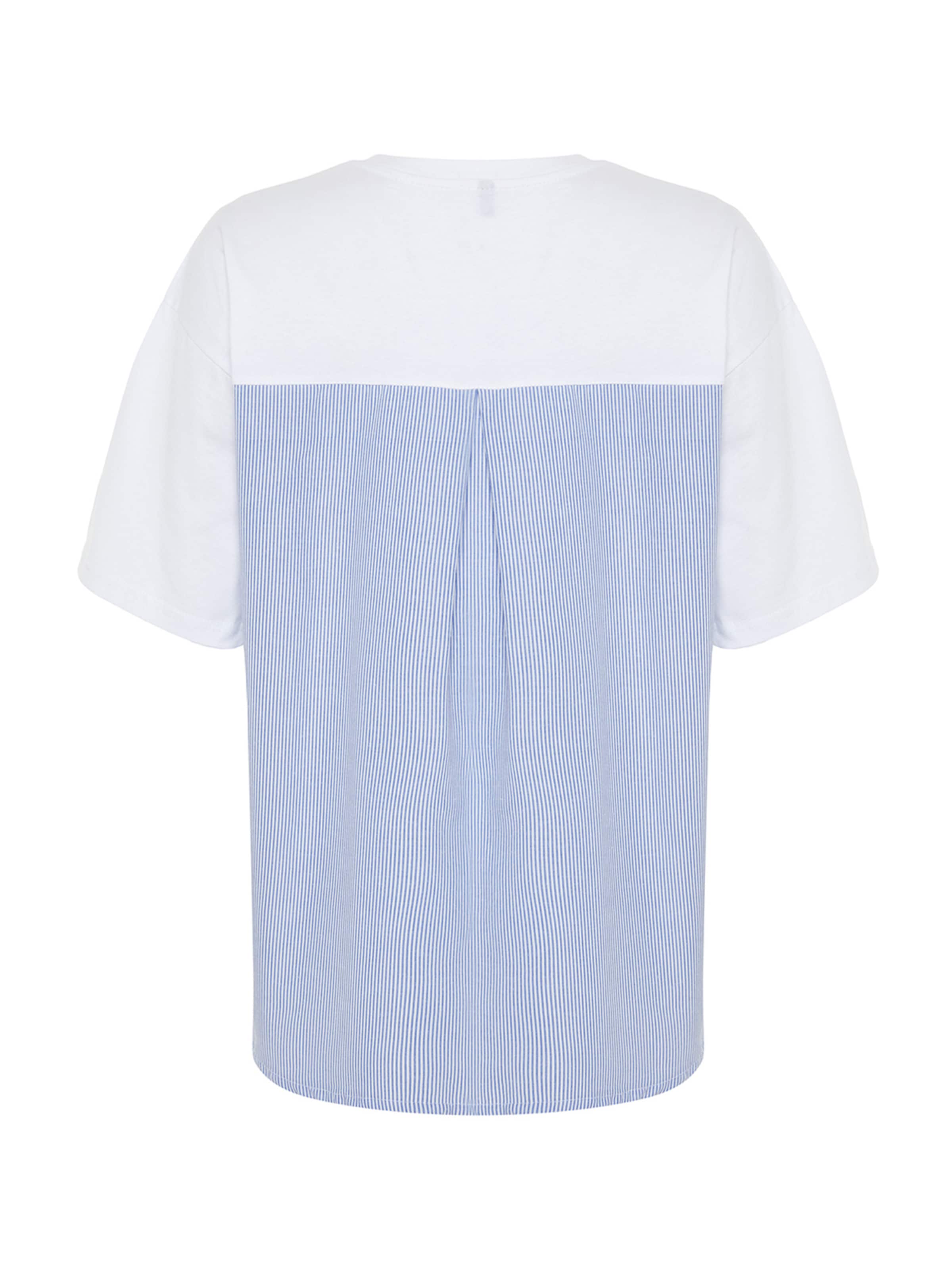 Trendyol Футболка оверсайз в Белый