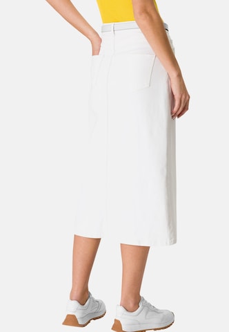 zero Skirt in White