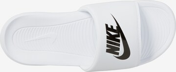 Nike Sportswear Strand-/badsko 'VICTORI ONE SLIDE' i vit