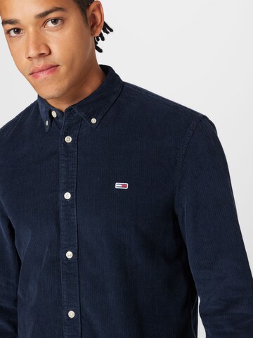 Tommy Jeans - Ajuste regular Camisa en azul